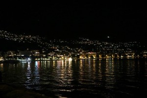 夜のロカルノ湖